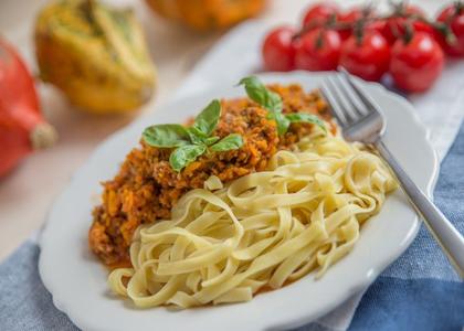 Pasta i siva viljuska Official For Sale
