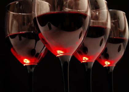 Crno vino u casama velikim Explore Cheap Pice