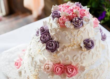 Torte ruzicaste i roze ruze Cheap Usa Stockist