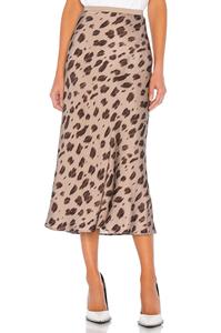 Falda de seda Outlet Visit