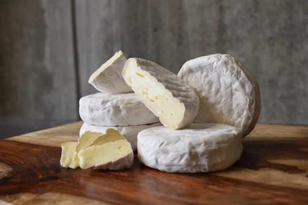 Vermont Brie Cheese Wheel | Little Hosmer Shipping Discount Authentic