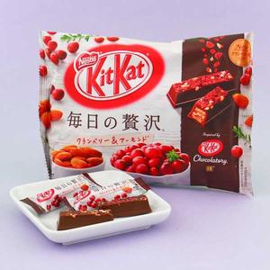 Kit Kat Chocolatory Cranberry & Almond Chocolate Discount For Sale