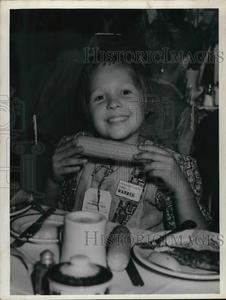 1940 Press Photo Violet Warren, A British Refugee Inexpensive