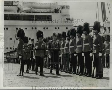 1939 Press Photo Kings Guard of Honor Wiki Sale Online