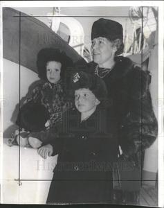 1940 Press Photo Nelson T Johnson Family Christmas Clearance Geniue Stockist