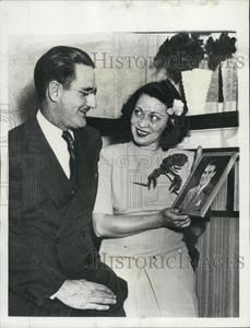 1942 Press Photo Father Boxiner Billy Conn William Conn Henrietta Wilhelm Sale Low Cost