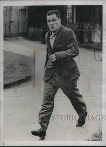 1938 Press Photo Dr. William Ross, a physician. Outlet Recommend