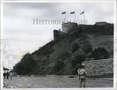 1943 Press Photo The Citadel in Quebec, Canada. Outlet Wiki