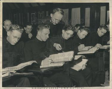 1948 Press Photo G.I.'s At Salvation Army School 2025 New Cheap Pice