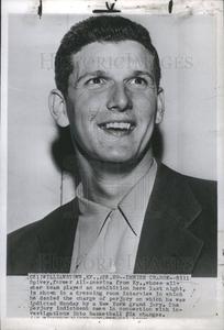 1952 Press Photo Bill Spivey All-American Perjury Discount Pices