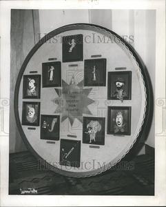 1952 Press Photo Cecil Demille wheel of Fortune Free Shipping Best Seller
