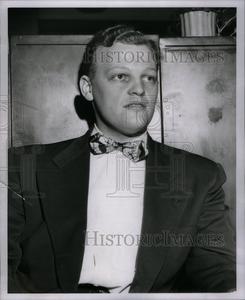 1952 Press Photo Glenn Richmond witness - RRU55441 Amazing Pice