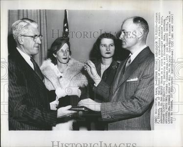 1952 Press Photo George F Kennan Soviet Union Supply