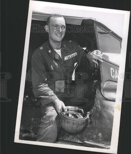 1952 Press Photo Maj. John Eisenhower son of Dwight Eisenhower upon arrival in K Outlet Locations Cheap Pice