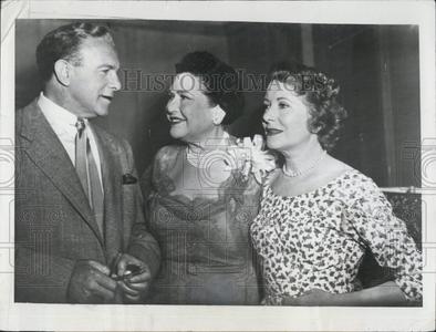 1952 Press Photo Writer Louella Parsons Comedians George Burns Gracie Allen Buy Cheap Comfortable