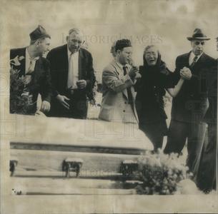 1953 Press Photo Julius Rosenburg Burial Free Shipping Outlet