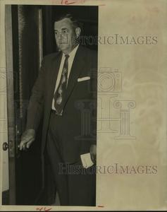 1954 Press Photo Houston Investigator W. J. Burton Cheap Newest