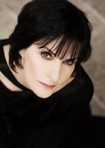 Enya i pogled Outlet Choice
