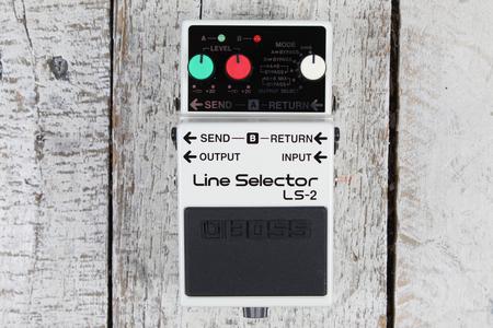 Boss LS-2 Line Selector Pedal Electric Guitar Line Selection Effects Pedal Cheap Pice Wholesale Pice