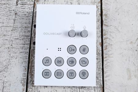 Roland GO:LIVECAST Smartphone Live Streaming Studio Pro Production Web Casting Outlet Fashion Style