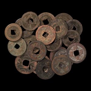 China & Japan, Lot of 20 Miscellaneous Worn Cash Coins - c. 900s to 1800s CE - Asia Nicekicks Cheap Pice