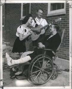 1944 Press Photo Lulu Belle American Radio Singer - RSC03887 New Online