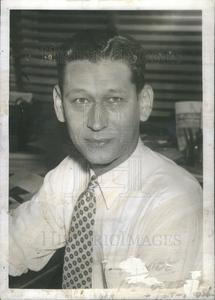 1941 Press Photo Frank Muskrat Cheap New Styles