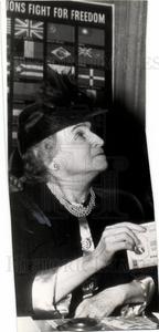 1943 Press Photo Mrs Jesse Jones Cheap Sale Sale