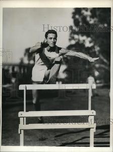 1932 Press Photo Gus Meier Stanford University sophmore at hurdles - nes34420 In China Cheap Online