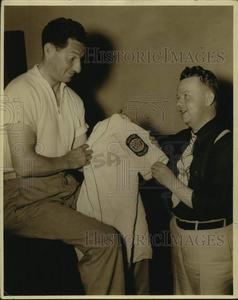 1936 Press Photo Baseball men Al Schacht and Perry Winkle in San Antonio Cheapest Pice