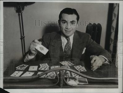 1934 Press Photo Boxer Barney Ross plays cards before bout vs Frankie Klick Free Shipping Eastbay