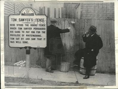 1935 Press Photo Tom Sawyer Fence Centennial Reenact - RRV05495 Cheap Get Authentic