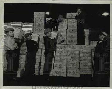 1933 Press Photo The Martell Cognac Brandy Original Online