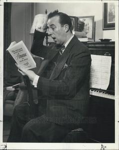 1936 Press Photo Pat O'Malley Free Shipping Comfortable