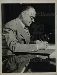 1937 Press Photo Henry R Kinsey president of  Williamsburgh Savings Bank in NY Free Shipping Factory Outlet