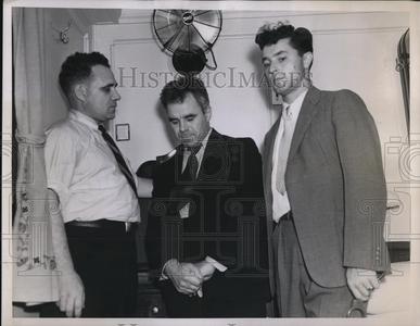 1937 Press Photo George Ince, Gerard Lundy And Prisoner Stephen Kryszalr Free Shipping Fast Delivery