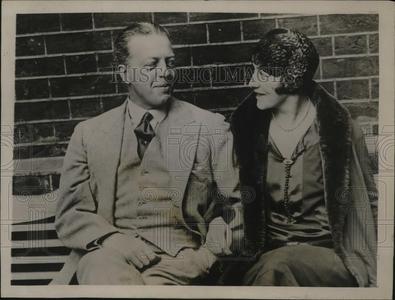 1927 Press Photo Hon. & Mrs. Freddie Cripps On Honeymoon at Lord Parmoor Estate With Paypal Sale Online