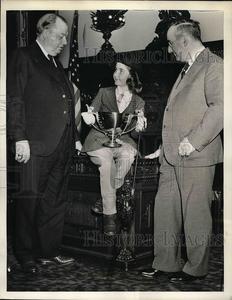 1937 Press Photo Mayor S. Davis & Judge Harry S. McDevitt During Horse Show Buy Cheap Clearance Store
