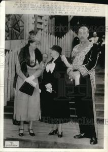 1935 Press Photo Ambassador & Lady Lindsay Attends Jubille Services Reliable Sale Online