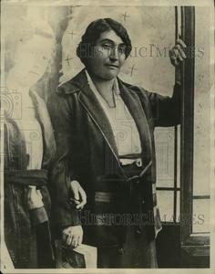 1921 Press Photo Virginia Esposito, stabbed by neighbor Mrs. Panico - neo10293 Enjoy Online