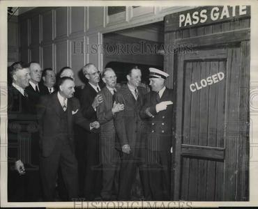1944 Press Photo Old Timers Baseball Association, Urban Faber, Jeff Pfeffer 2025 Newest