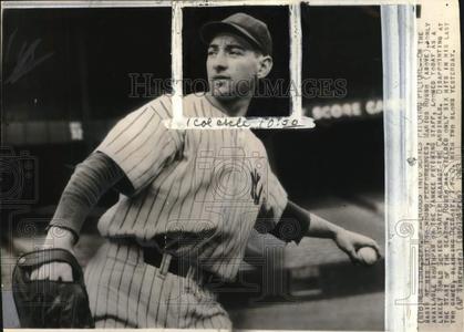 1943 Press Photo Yankee baseball pitcher Marius Russo, New York - pis01140 Sale Pick A Best