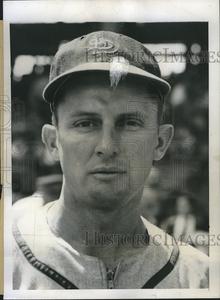 1946 Press Photo Jeff Cross, St. Louis Cardinals infielder Footlocker Finishline For Sale