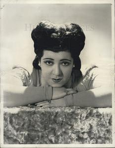 1946 Press Photo Jessie Rosella stars in the play "The Gypsy" Online Cheap Online