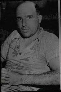 1947 Press Photo Robert Battalino Randolph slayer - RRW78331 Sale Online Shop