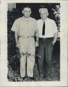 1944 Press Photo The Amos Alonzo Staggs, Father and Son Cheap Sale Lowest Pice