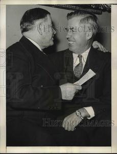 1944 Press Photo Vice President Henry Wallace & Senator Alben Barkley Manchester Great Sale Online