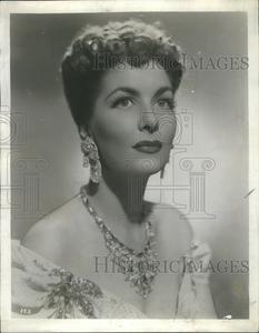 1944 Press Photo Singer Margaret Spencer in Robin Hood - RSH02699 Cheap The Cheapest