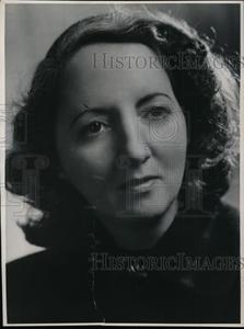 1947 Press Photo Olivia Manning author of The Reluctant Rescue from Doubleday Sale Online Shop