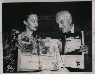 1947 Press Photo Ann Sparkman and Paul Angle Discount Best Seller